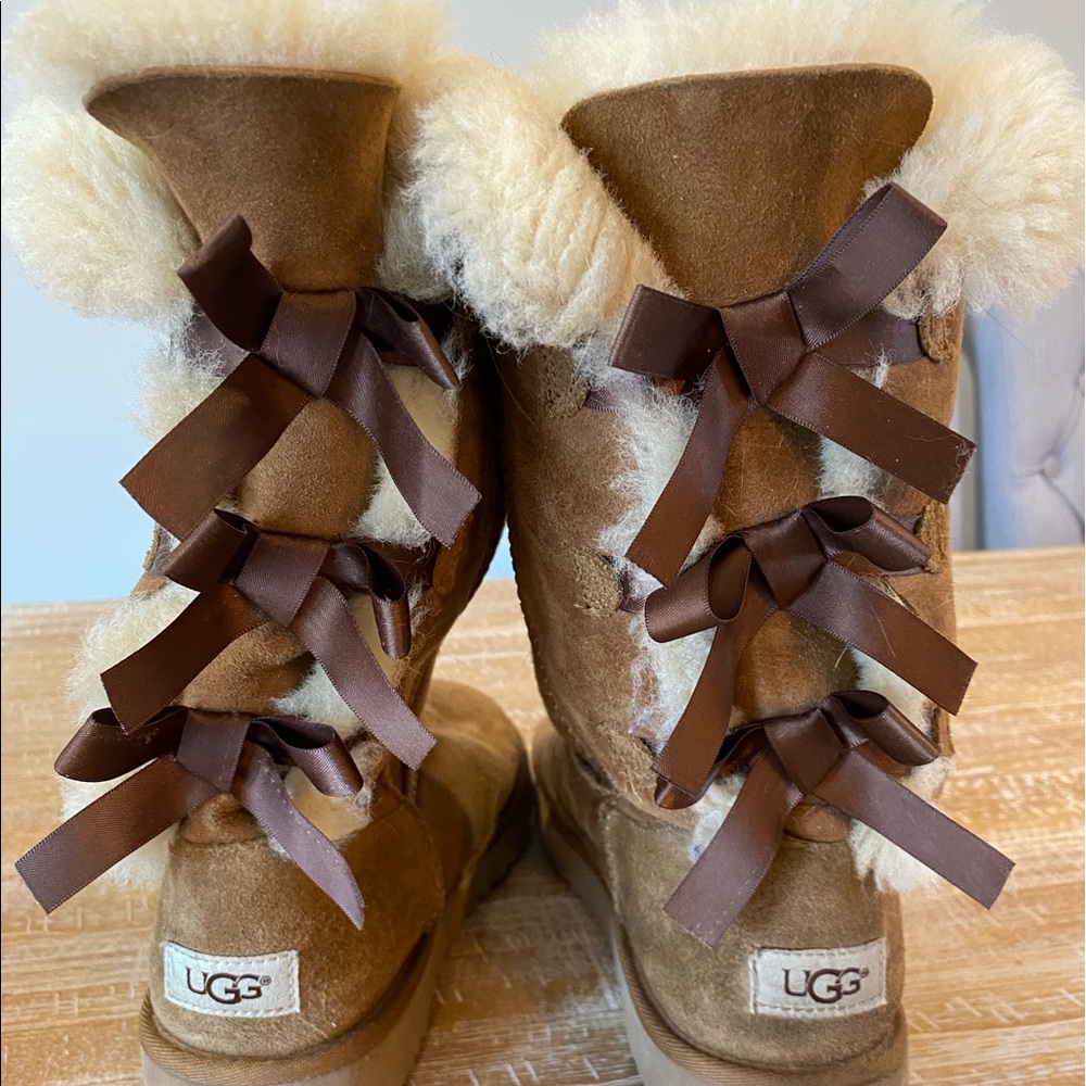 Bailey Bow Uggs
